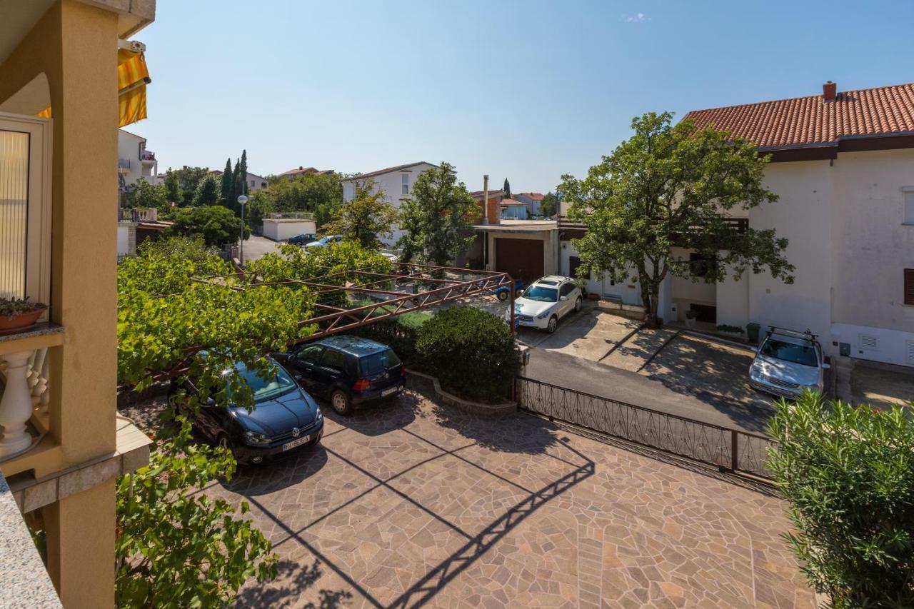Apartman Laura Selce Esterno foto